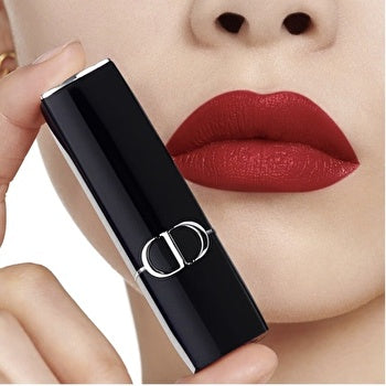 Lápiz labial con acabado satinado y terciopelo de Christian Dior Rouge Dior Couture Colour - N.° 999 Satin Finish 3,5 g/0,12 oz
