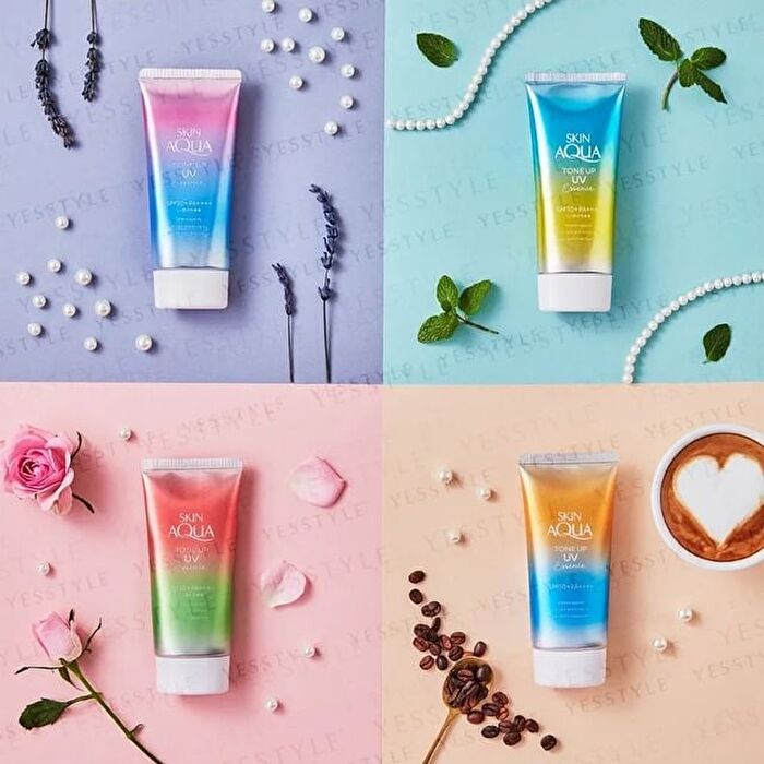 Rohto Skin Aqua Tone Up UV Essence - # Lavender 80g