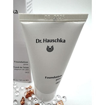 Dr. Hauschka Foundation #002 Pine 30ml